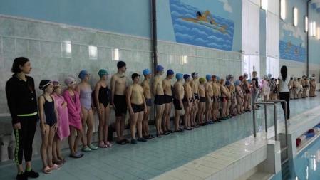 Соревнования по плаванию среди детей и подростков занимающихся в физкультурно-оздоровительных группах