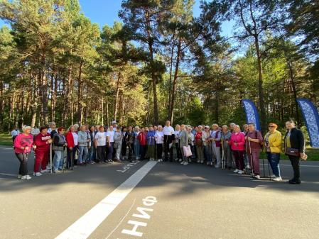 Второй республиканский марафон по скандинавской ходьбе для людей старшего поколения «Шаг к долголетию»