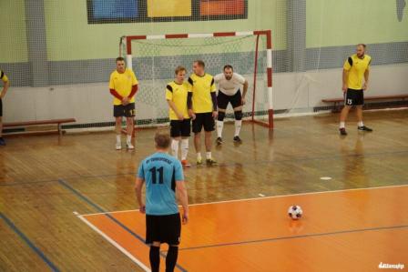 Завершился первый круг открытого чемпионата по мини-футболу среди любительских команд, организаций, предприятий и коммерческих структур Солигорского района