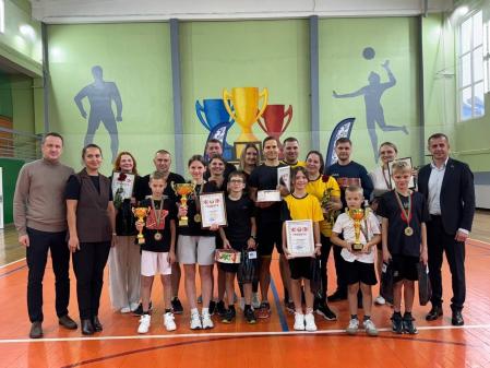 Спортивный праздник «Мама, папа, я – спортивная семья!», посвященного Дню матери и Дню отца