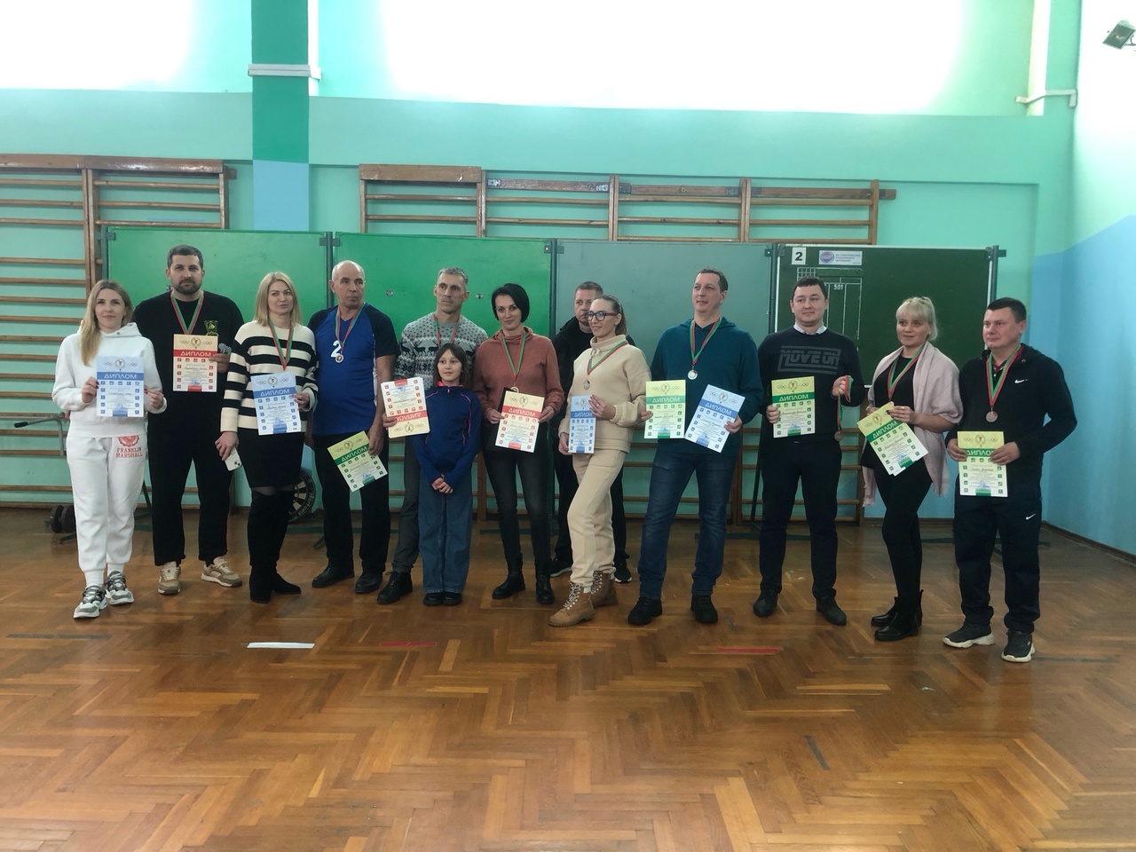 Прошли соревнования по дартсу в рамках Спартакиады среди организаций и предприятий Солигорского района, посвященной Году мира и созидания
